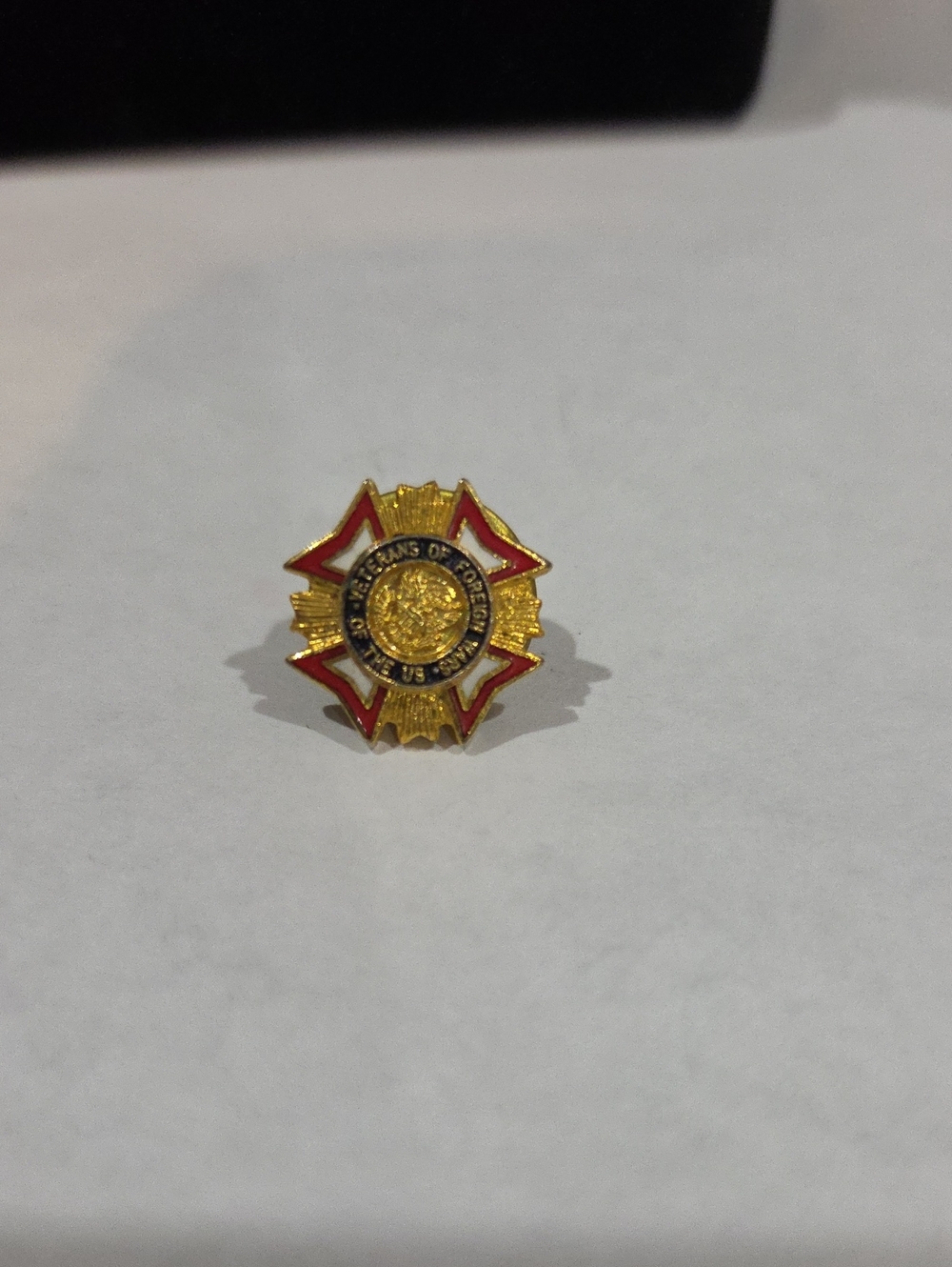 VETERANS OF FOREIGN WARS LAPEL PIN